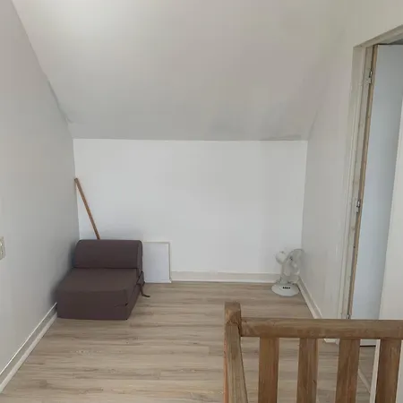 Sur La Route Du Mont Saint Michel Holiday home Isigny-le-Buat