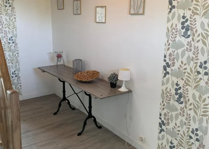 Sur La Route Du Mont Saint Michel